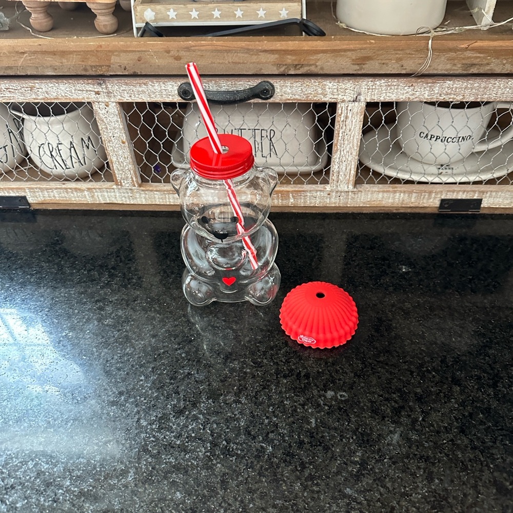Honey Dew Bear-Shaped Glass with Red Lid and Straw Valentines Limited edition - Picture 3 of 3